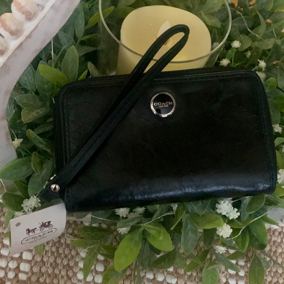 Coach Wristlet Black New With Tags - Picture 12 of 12